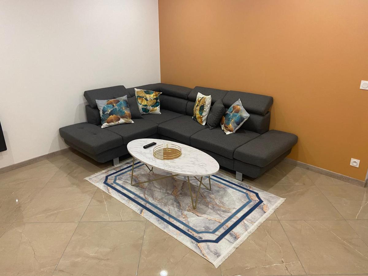 Appartement T3 Dans Une Villa Neuf Drap Exteriör bild